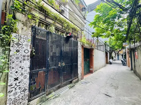 Bán nhà bạch đằng, số chẵn, ngõ nông ba gác, nhà thoáng 43m2 giá 8.2 tỷ