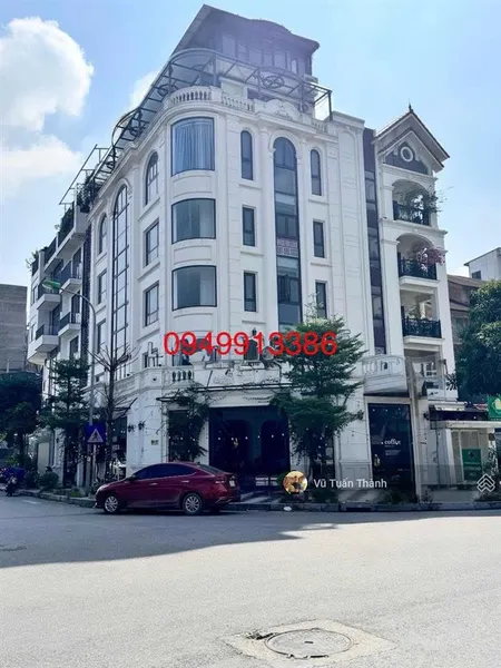 Hàng kịch độc kđt văn quánlô góc duy nhất6 tầng thang máynội thất xịn sòxây full đất31.9 tỷ