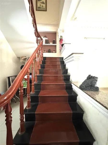 Bán ngà hoa minh nhà lý thai tông,nhà lê thiẹt . nhà chơn tâm 5
