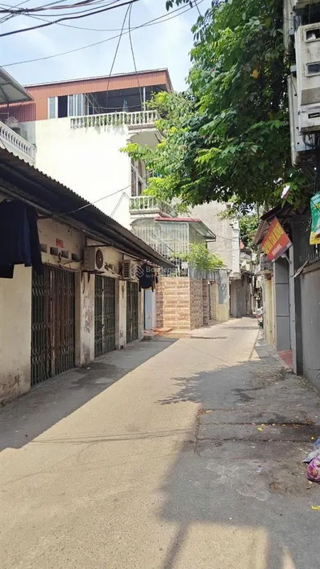 Chính chủ cần bán căn nhà cấp 4 phố minh khai ngõ ba gác ô tô cách nhà 20m 5,5 tỷ