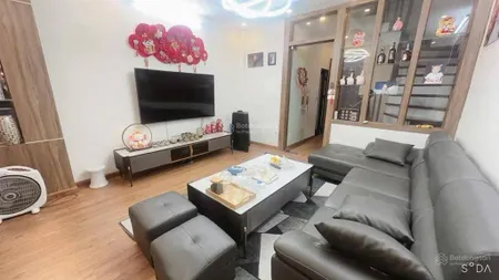 Bán nhà dương quảng hàm cầu giấy, 10m ra ô tô, thoáng trước sau, 51m2, 5 tầng, mt 4m, 11,3 tỷ