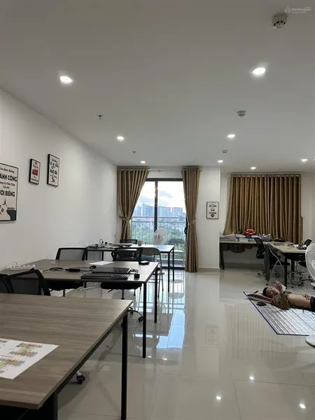 Bán 53m2 q7 riverside có sẵn hợp đồng thuê 8tr/tháng giá chỉ 2,350 tỷ ( rẻ hơn thị trường 300tr)