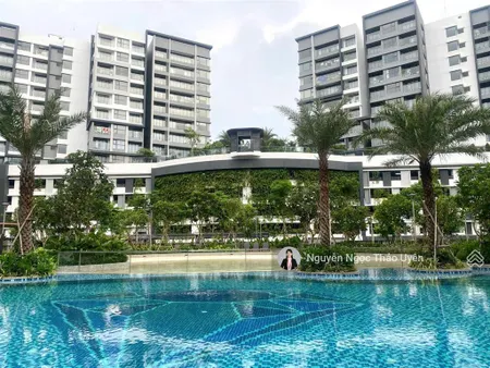 Centery 2pn 96m2 view hồ bơi bao ô xe, giá 8ty350 (102%)