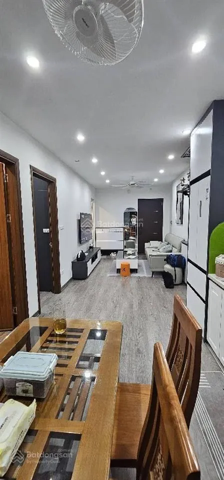 Hồng hà tower trung tâm hành chính hoàng mai 63m2