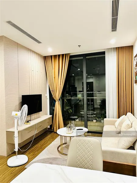Bán căn góc, hai mặt thoáng, golden west 93m full đồ, giá 6.8 tỷ cơ hội dành cho người tinh tế.