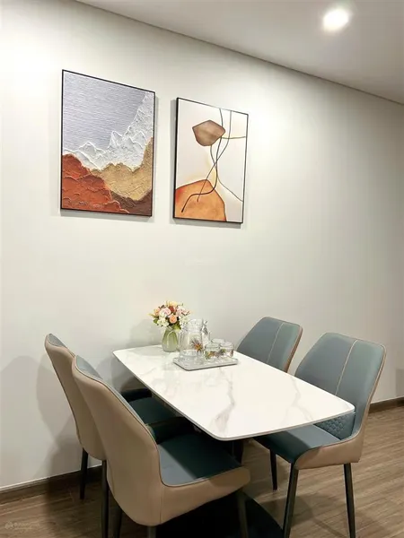 Căn góc đẹp siêu rẻ fpt plaza 2, full nội thất tầng trung loại 2pn