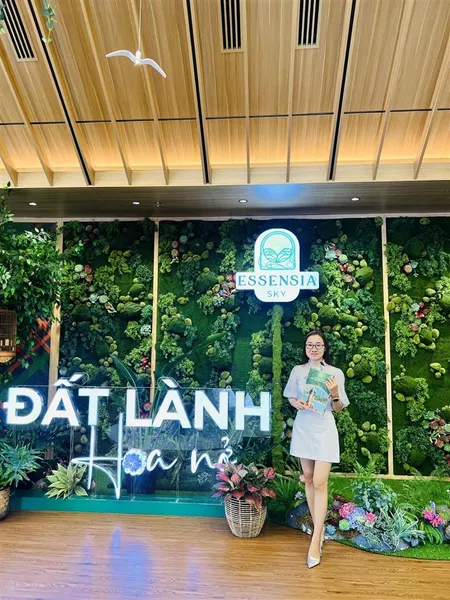 Khả ngân bán căn 3 pn hàng cđt nhận ký gửi ra hàng căn hộ essensia sky 2pn. ạ 0933 973 ***