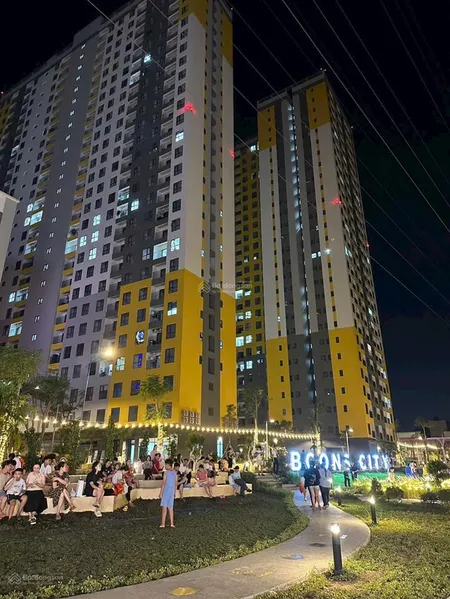 Chủ cần bán bcons city 2pn2wc . cam kết thuê 12tr/tháng trong 2năm