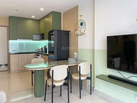 S2.05 view bancong hồ bơi, sẵn sổ, cần bán giá 2.65 tỷ ạ. e q.anh 0705 996 ***