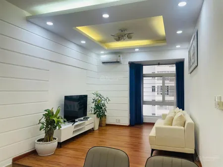 Bán căn hộ tầng cao, chung cư sky garden 2, 71m2, 02ppn, giá 4.7 tỷ, nhà đang có hợp đồng thuê.
