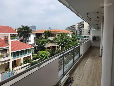 Bán nhanh căn 3pn grand view pmh, dt 147m2, balcol siêu dài, nhà mới view biệt thự cảnh đồi rất đẹp