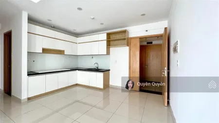 Charmington bán gấp 2pn 2wc căn góc 3tỷ500bh 70m2, nhà cơ bản, view căn góc thoáng