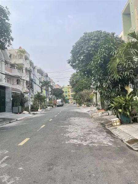 Bán đất khu tên lửa, mt đường số 6d, 5 x 20m, giá 10.4 tỷ, gần chợ aeon bình tân