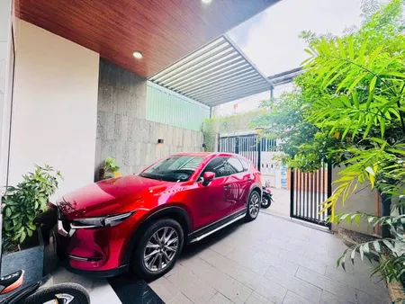 Bán nhà kiệt ô tô Tôn Đản, 2 Tầng, 3 Phòng Ngủ - Giá 5,25 Tỷ
