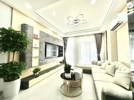 Bán nhà long biên đẹp long lanh đường ô tô tránh gara 4 bánh thang máy 6 tầng không gian xanh