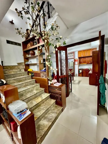 Lạc long quân 55m gara ô tô, lô góc 2 mặt thoáng, không quy hoạch kinh doanh đỉnh, giá hơn 11tỷ