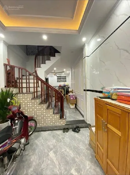 Bán nhà tây mỗ nhà dân xây ở ngay dt 40m, 5.7 tỷ 2 mặt thoáng sáng ngõ rộng văn minh