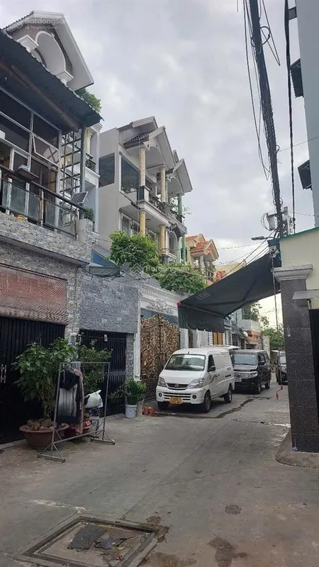 Bán nhà 5.2x16m, 1/ song hành, hẻm 5m thông, trung mỹ tây, q12. 4tỷ8