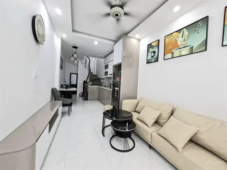 Quang trunghà đông, 2 ô tránh cách nhà 15m, 100m đến nhà chờ ba la, 300m đến ga văn khê