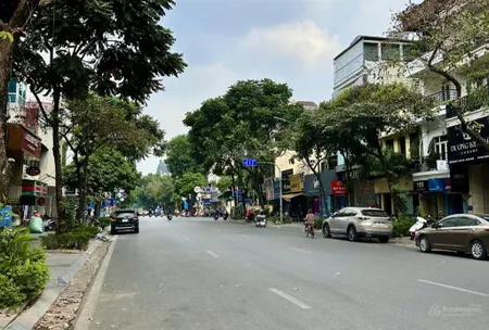 Đất vàng mặt phố huế 185m2, mặt tiền 6,5m, sổ đỏ chính chủ, giá chỉ 130 tỷ cơ hội vàng duy nhất!