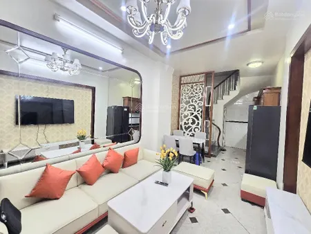 [siêu hot] bán nhà bách khoa, mới đẹp long lanh, ba bước ra phố, nhỉnh 8 tỷ.