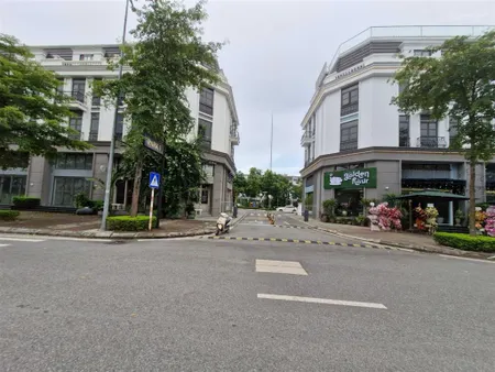 Bán nhà thạch bàn, vũ đình tụng, long biên, 160m2, 4 tầng, 31.5 tỷ, phân lô dự án, khu vực siêu đẹp