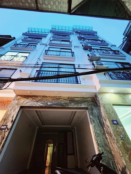 Chính chủ! tôi cần bán nhà phân lô phố láng hạ 6 tầng có thang máy cách phố 20m