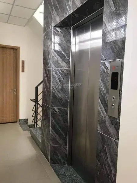 Thật 100% thu khoán 70 triệu/tháng hẻm 8m khu nguyễn văn trỗi 5x18m. cn ~80m2. 6 lầu 15 phòng. pn