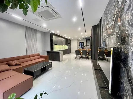 Cực nét! phân lô nguyễn chí thanh, 2 ô tô tránh, gara ô tô, nhà đẹp, full nội thất,kinh doanh,71m2