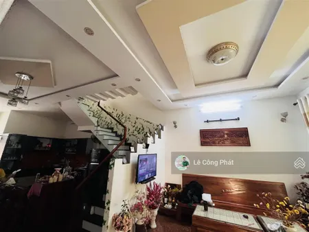 Biệt thự sân vườn 200m2 ngay cầu nguyễn tri phương giá chỉ 13 tỷ 7
