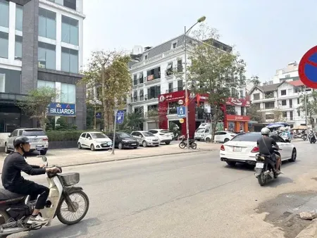 Chính chủ bán gấp nhà phố nguyễn sơn ngõ 158 khu dân trí cao nhà 3 tầng ngay chung cư berriver
