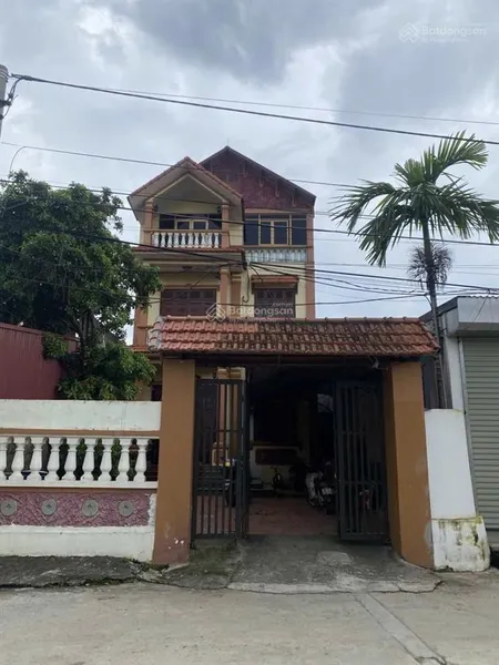 Nhà đẹp 3 tầng 86m2 đại mạch ô tô đỗ cửa trường học các cấp chợ cách vài bước chân