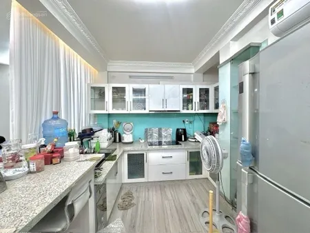 Giảm sốc 1 tỷ nhà 75m2 3tầng điện biên phủ ngay vòng xoay mc donal sát q1