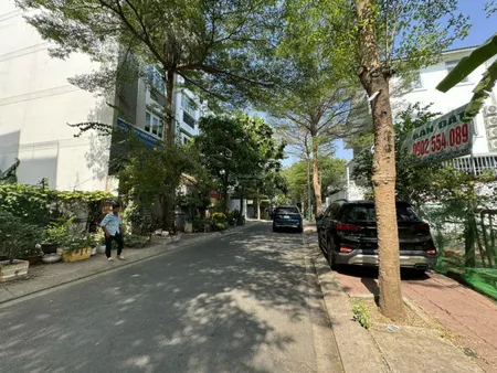 Em tôi kẹt tiền cần bán nhà mặt phố KDC Kim Sơn Tân Phong Q7 giá sốc