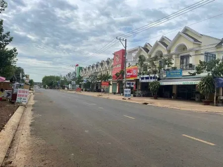 Cần bán 1 lô đất ngay bệnh Viện Hoàn Mỹ bÌnh Phước