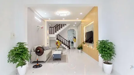 CHỈ 2 TỶ CÓ NGAY NHÀ CHÍNH CHỦ 3 TẦNG 80M2 TẠI TP.HCM