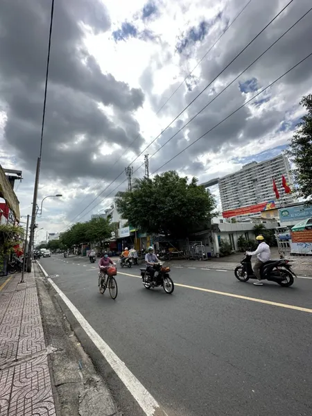 Bán nhà mặt phố 100m2 Phạm Thế Hiển 2 tầng phường 4 quận 8 chỉ 9,8 tỷ