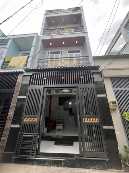- NHÀ NGUYỄN TRỌNG TUYỂN P8 PHÚ NHUẬN