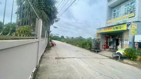 Mặt tiền đường 8 Long Phước Q.9
