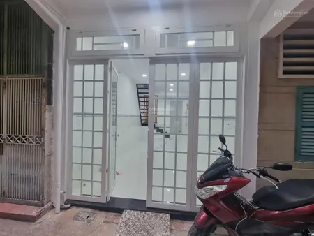Bán nhà trần hưng đạo 35m² 3 tầng 6 tỷ q1, gần phố tây bùi viện