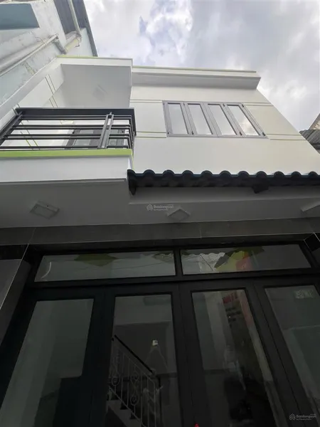 Bán nhà sổ riêng nở hậu đ.trần xuân soạn q7