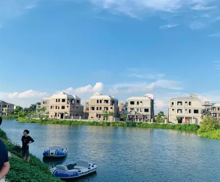 Chính chủ cần bán nhanh biệt thự đơn lập mặt hồ nam an khánh, hà nội giá rẻ nhất thị trường