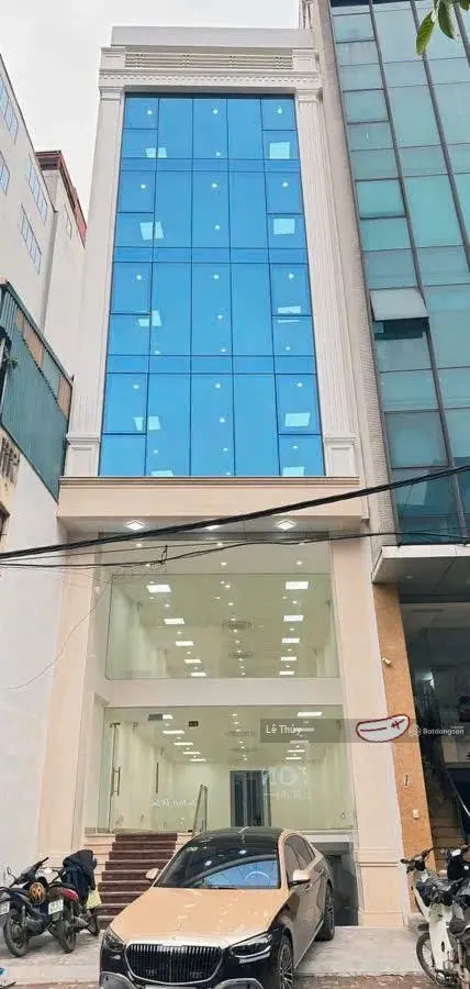 Toà nhà văn phòng 8 tầng mặt phố tô vĩnh diện doanh thu 150tr/tháng