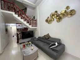 CHÍNH CHỦ BÁN NHÀ 3 TẦNG LỆCH – NGÕ Ô TÔ ĐƯỜNG NGUYỄN VĂN CỪ, TRUNG TÂM THÀNH PHỐ