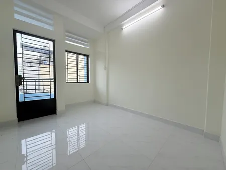 BÁN CĂN HỘ CC PHAN VĂN TRỊ, BÌNH THẠNH, 63m2 (4.5x13.7m), 2PN, GẦN EMART, CHỈ 3.35 TY (SHR).