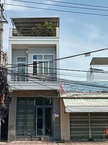 Bán nhà 80.4m² ngang 4.2m giá 8.3 tỷ Phường Nam Nha Trang