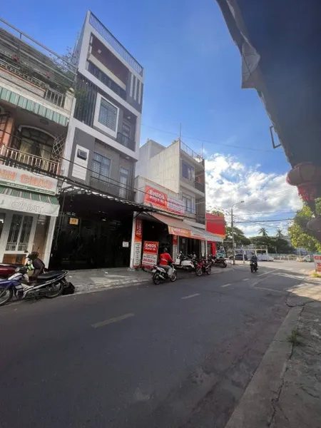 Bán nhà 5 Tầng, 5 Phòng Ngủ, Đường Thanh Huy 1, Giá 6,3 Tỷ