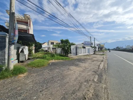 Bán đất 265.8m² ngang 7m giá 4.25 tỷ Phường Hòa Thắng