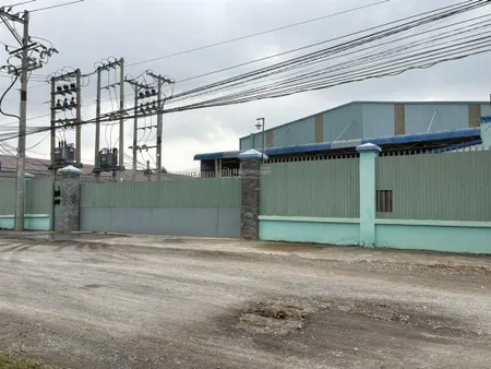 Nhà xưởng 4300m2 đất skc long khê cần đước, đường container