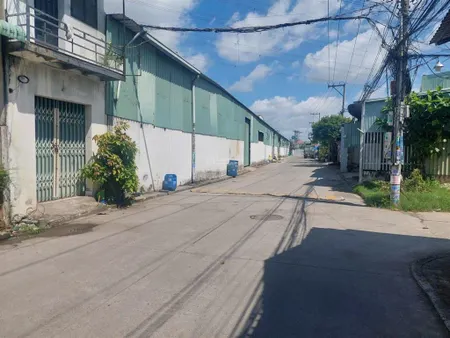 Vị trí đắc địa nhà xưởng sẵn sàng vận hành, tổng 68m2, xe tải ra vào thoải mái, khu dân cư an phú,